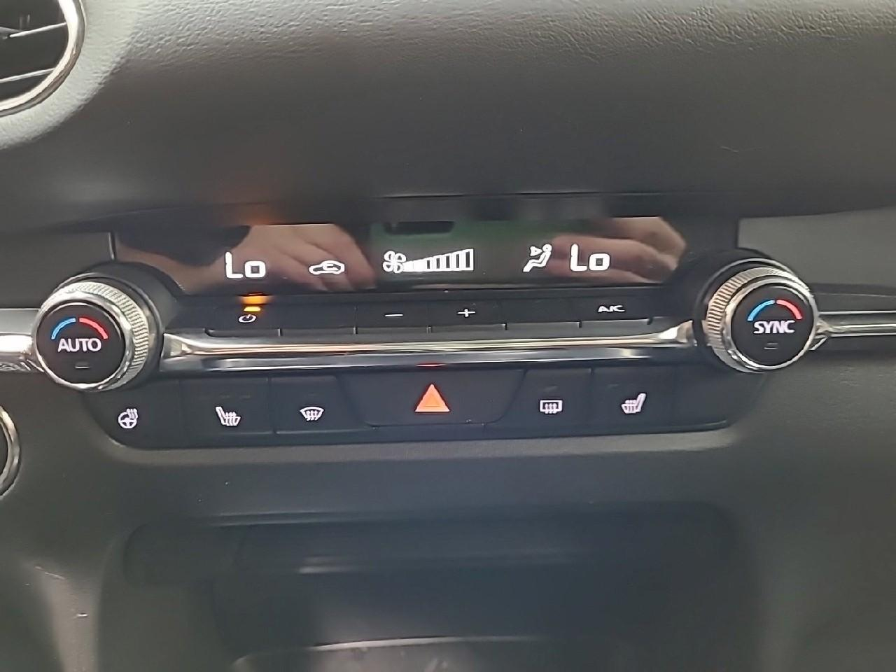 Mazda Cx-30 2.0l e-skyactiv g m hybrid 122 ch 4x2 bvm6 sportli — photo 22