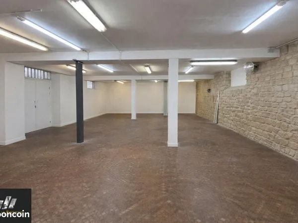 Local commercial 190 m²