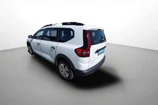 Dacia Jogger eco-g 100 5 places — photo 4