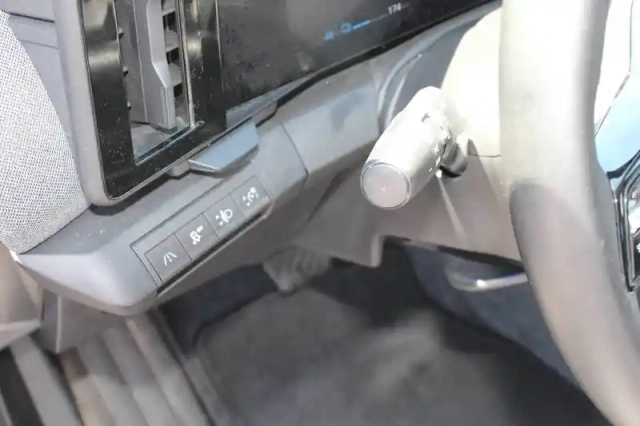 Renault Megane e-tech ev60 220 ch super charge — photo 30