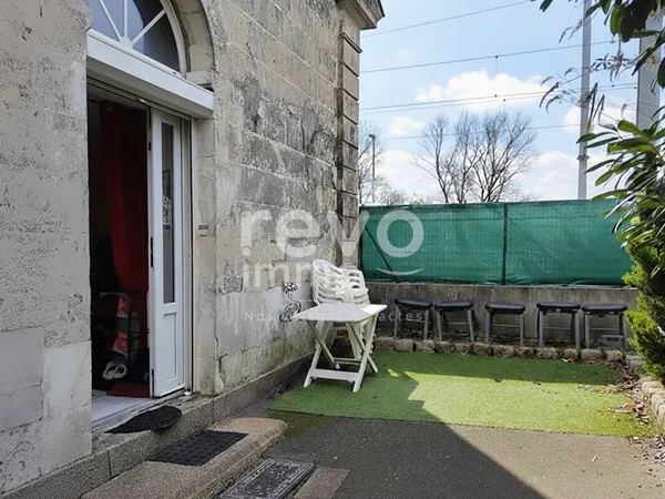 T2 rénové avec grande terrasse – Investissement clé en main – Mauves-sur-Loire
