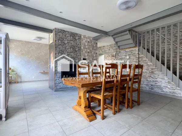 Maison familiale T4 à Izel les Equerchin