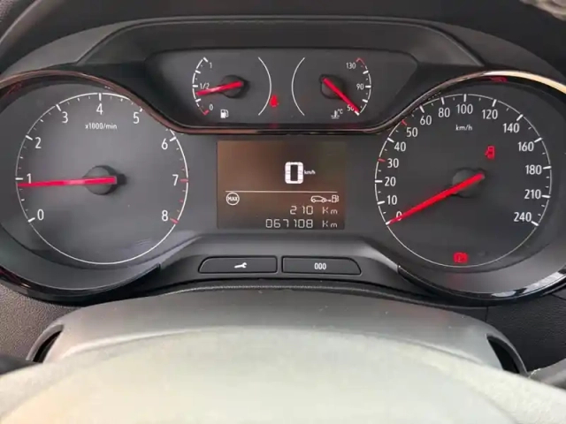 Opel Crossland X 1.2 83 ch — photo 6