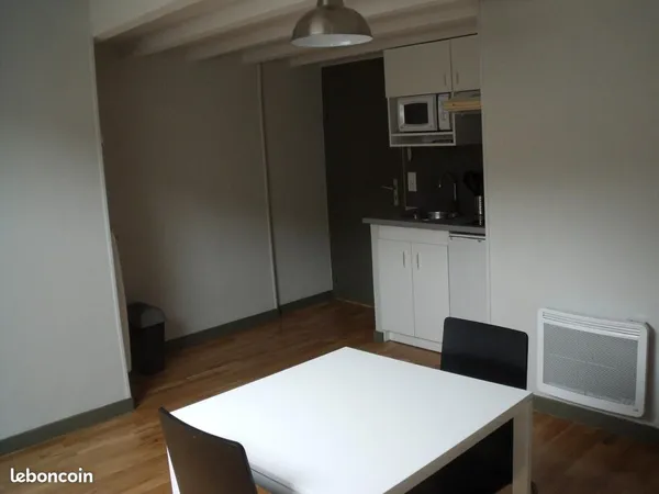 Studio 1 pièce 16 m²