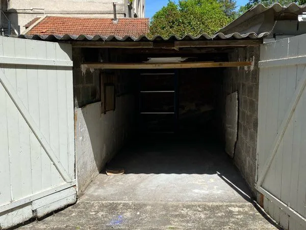 Box / Garage fermé en location