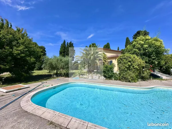Villa 7 pièces 139 m²