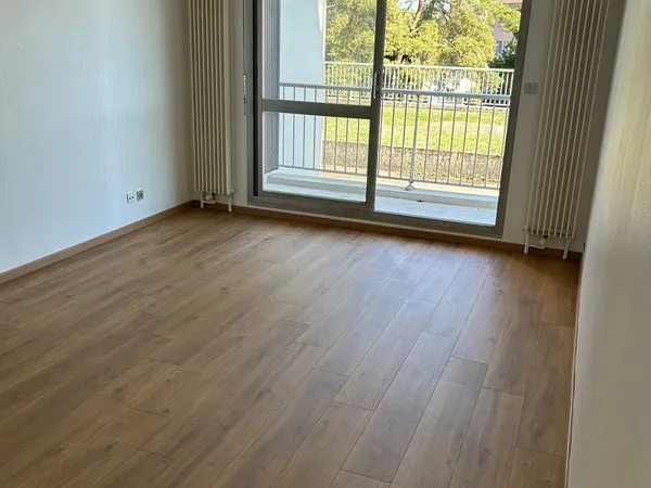 Appartement rénové T2 Montbéliard à Louer