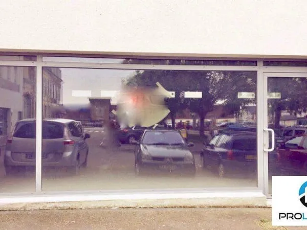 Local commercial 180 m²