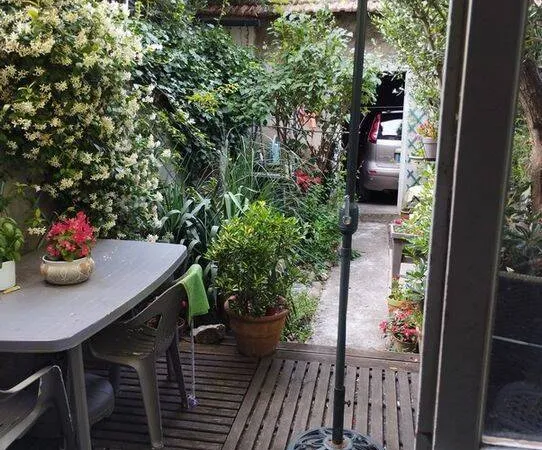 Studio 1 pièce 14 m²