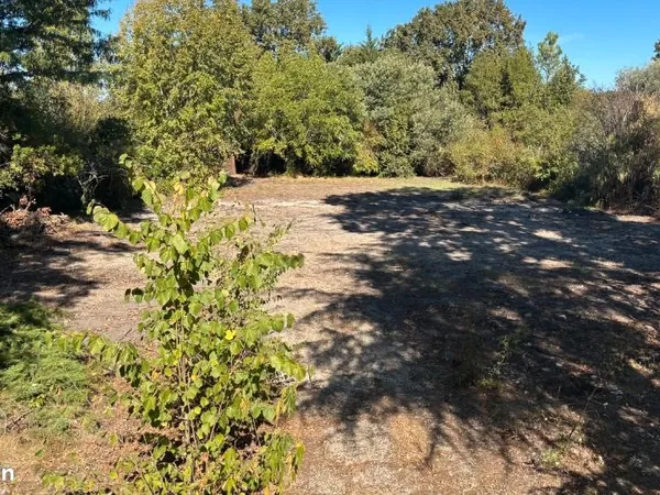 Terrain 1 300 m² Pessac