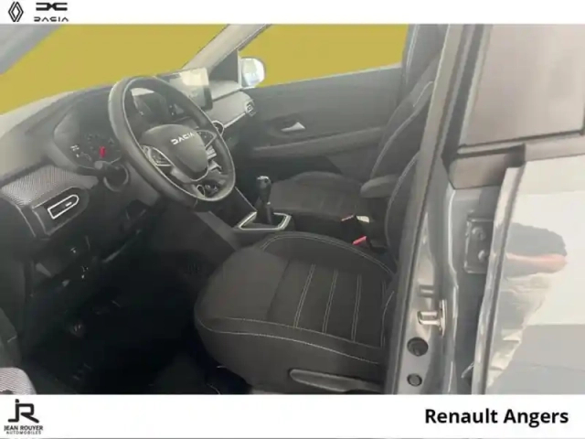 Dacia Sandero 1.0 tce 90ch journey — photo 13