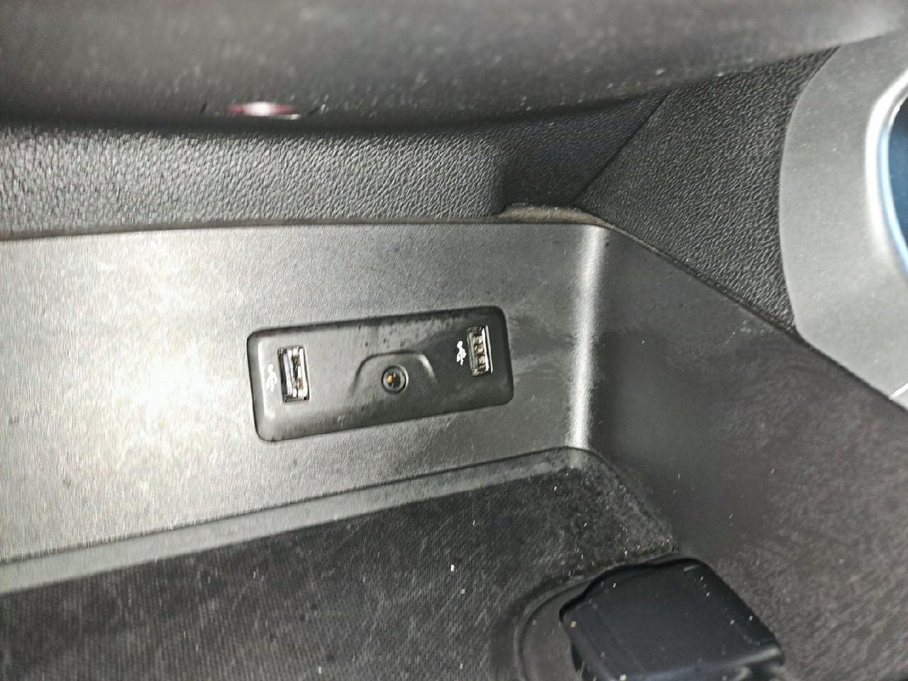 Renault Kadjar blue dci 115 intens — photo 19