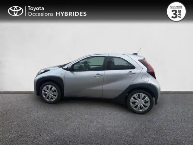 Toyota Aygo X 1.0 vvt-i 72ch dynamic my23 — photo 3