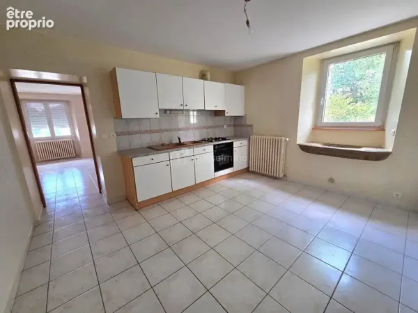 Appartement t3 67.7m² 139000 euros