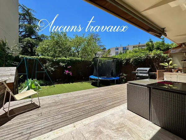 Appartement en rez-de-jardin 3 pièces 68 m²
