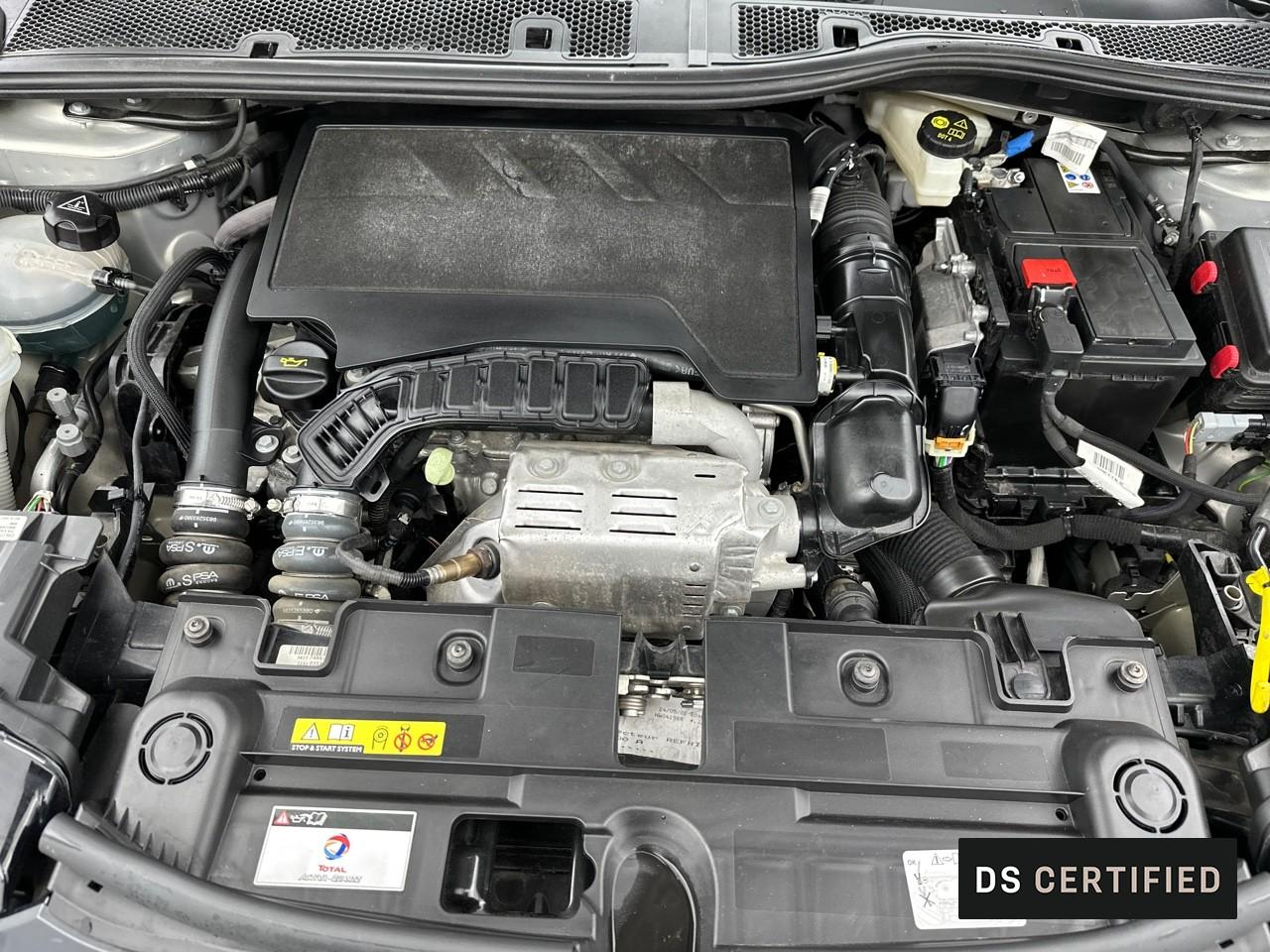 Ds Ds 3 crossback puretech 130 eat8 louvre — photo 15