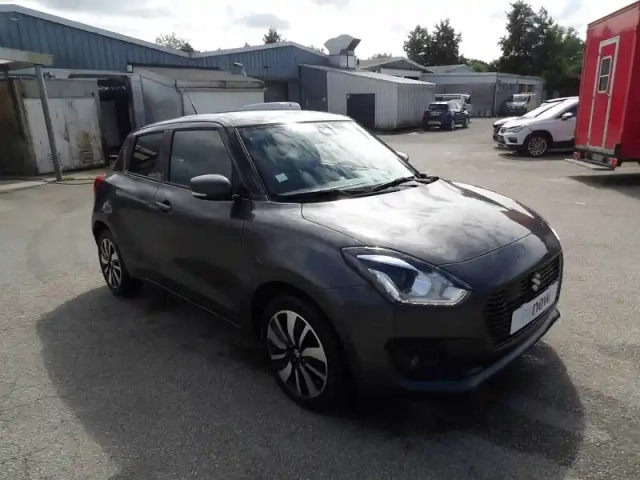Suzuki Swift 1.0 boosterjet auto — photo 3