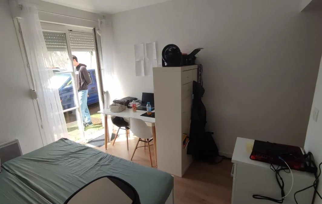 Photo 3