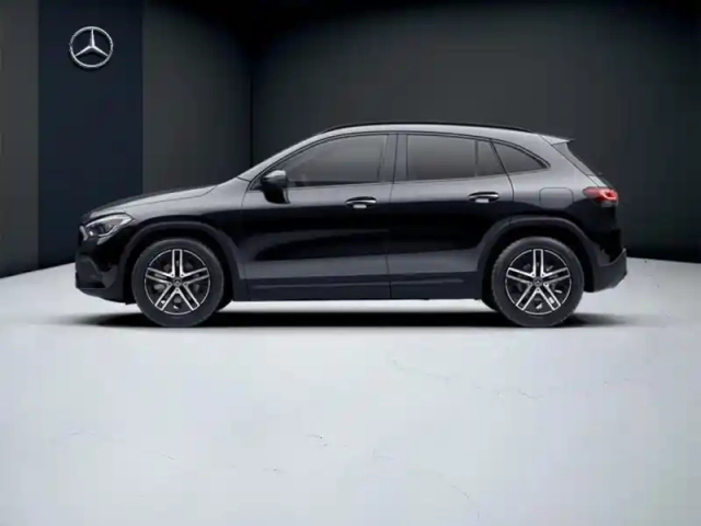 Mercedes Gla 200 d progressive line — photo 2