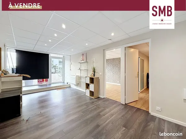 Bureaux 56 m² PAU