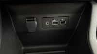 Renault Clio 1.0 TCe 90ch Evolution - 24 — photo 30