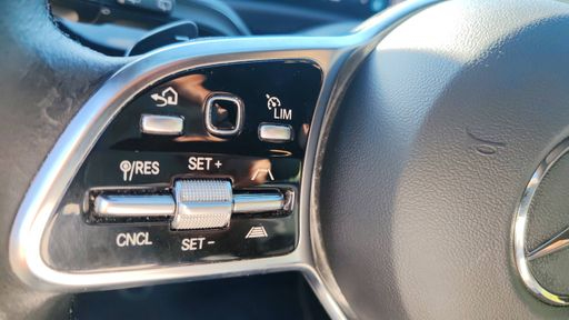 Mercedes Classe CLA Shooting Brake 200 163 7G-DCT - Progressive Line – 2023 – 122578 km – Essence – Boîte Automatique — photo 22
