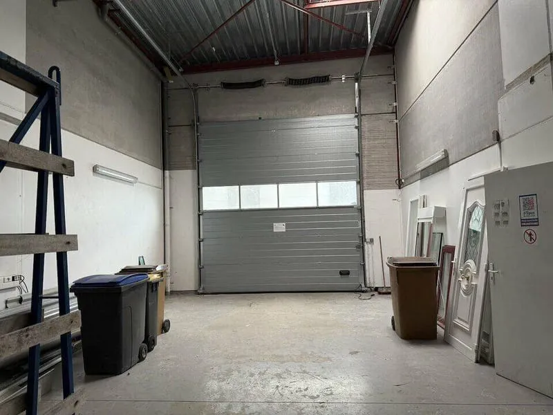 Photo 3