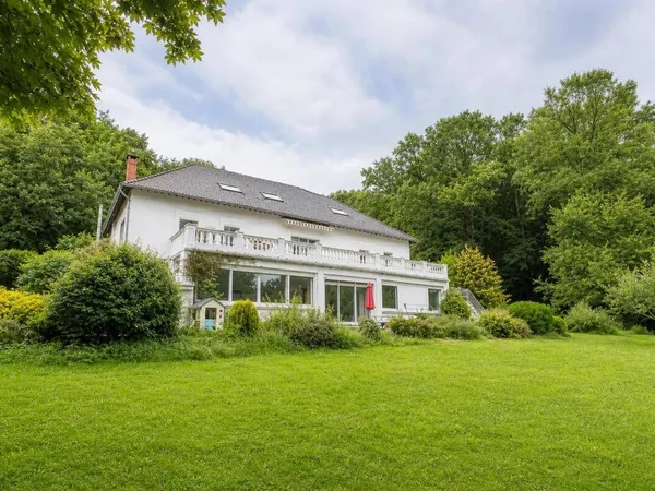 Maison 14 pièces 510 m²