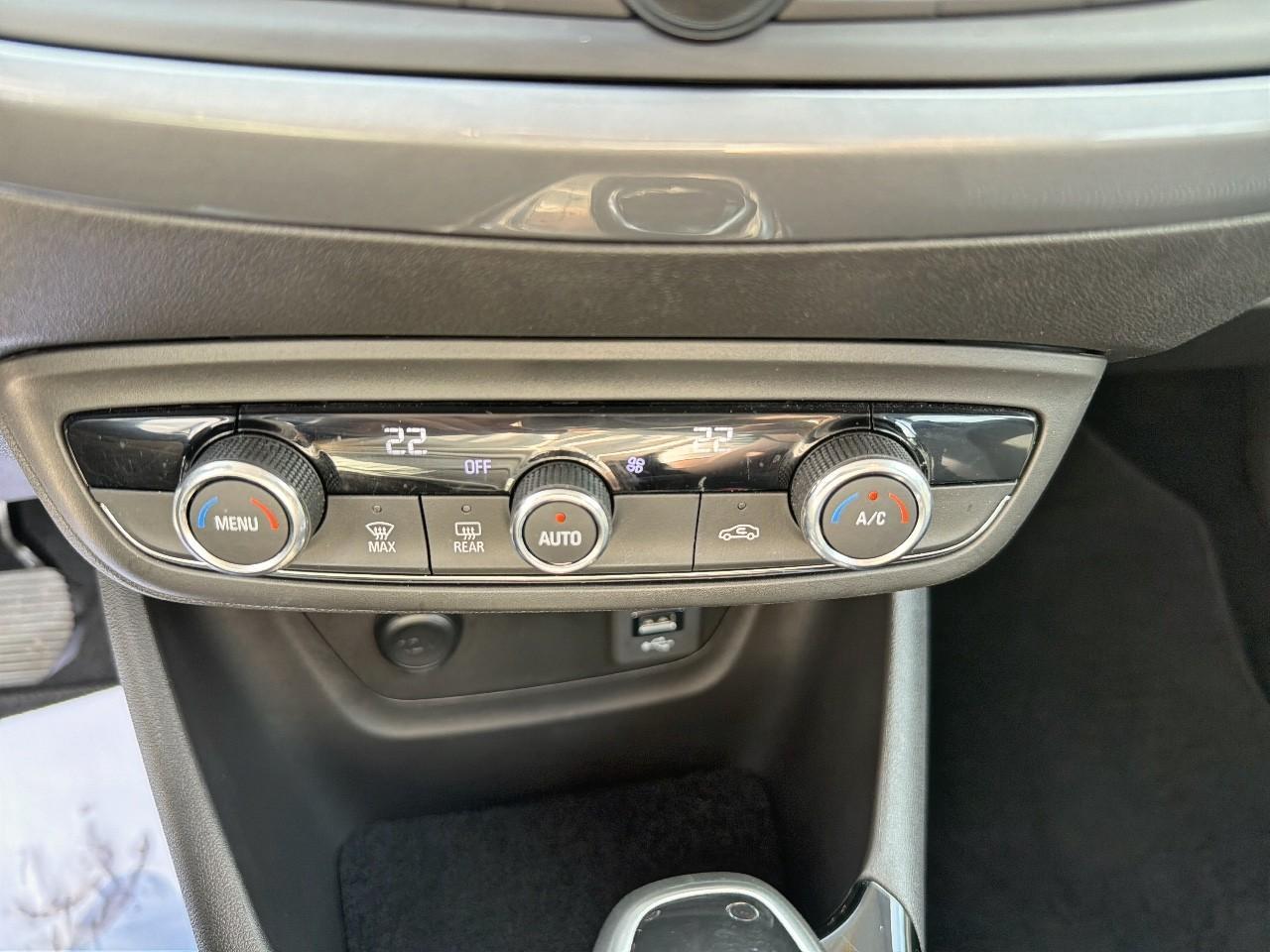 Opel Crossland 1.2 turbo 130 ch bva6 elegance business — photo 15