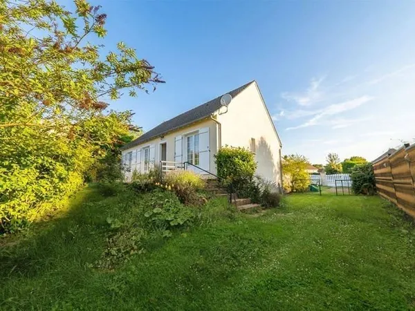 Maison de plain-pied 4 pièces 82 m²
