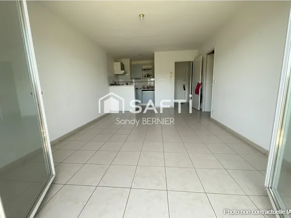 T2 rentable, locataire fidèle, loggia lumineuse