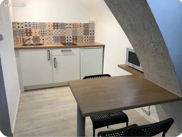 Studio meublé Hyper centre