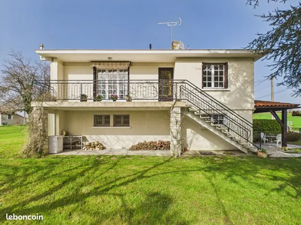 Propriété 9 pièces 136 m²