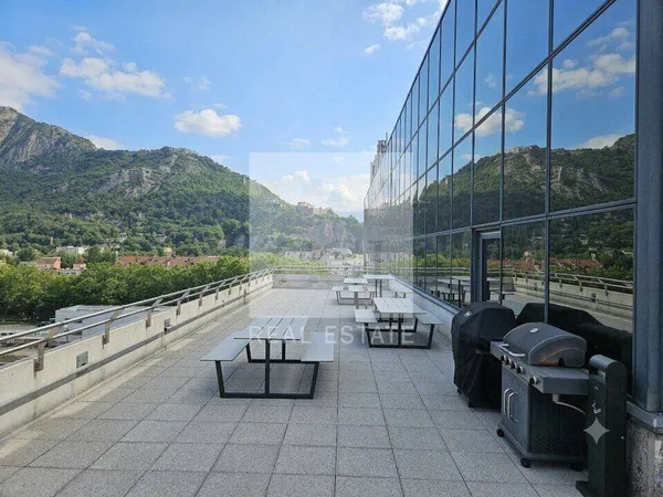 Bureaux 437 m²