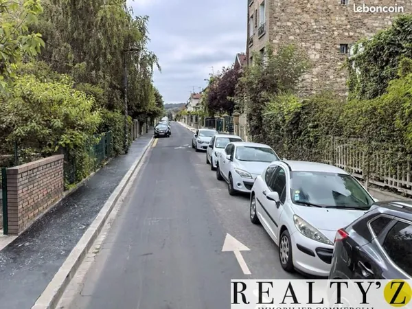 Local commercial 120 m²