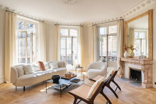 Appartement 6 pièces 168 m²