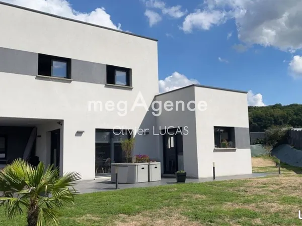Maison 5 pièces 156 m²