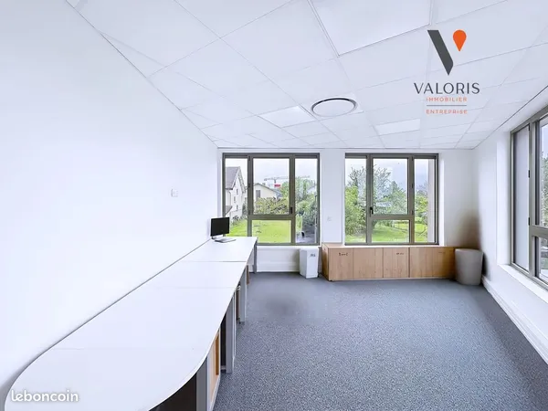 Bureaux 155 m² Eybens