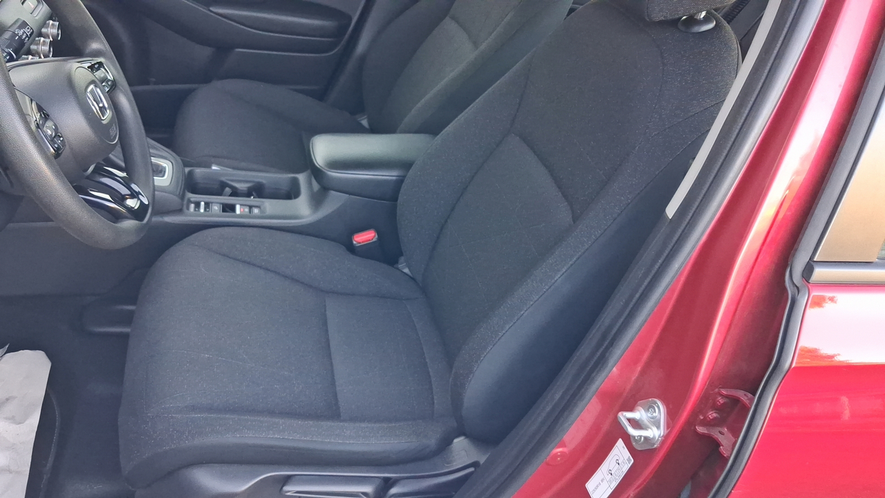 Honda HR-V e:HEV 1.5 i-MMD — photo 17