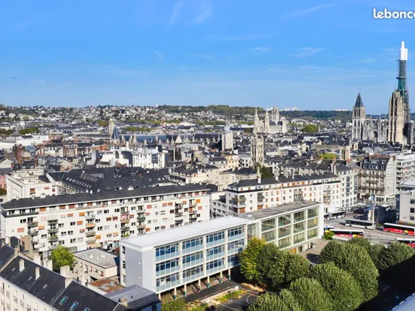 ​Superbe F1 bis 39 m² avec vue panoramique exceptionnelle, 16ème étage — Résidence Rouen Front de Se