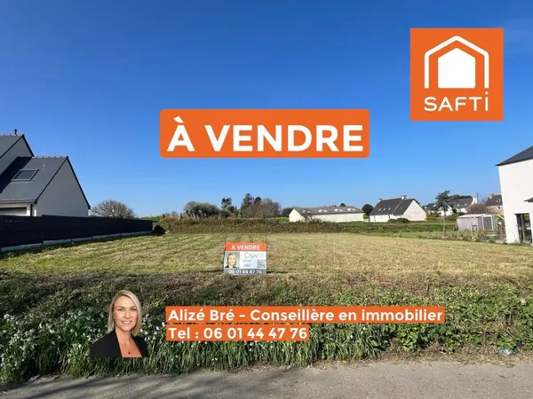 Terrain constructible borné 702m2