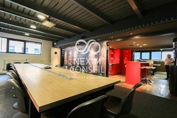 Bureaux 380 m²