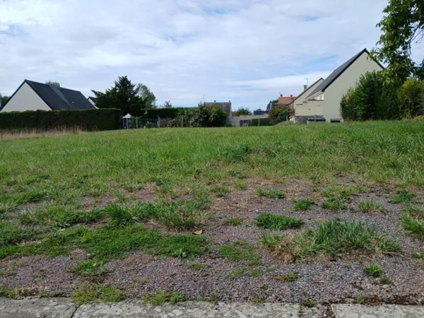 Terrain 705 m²