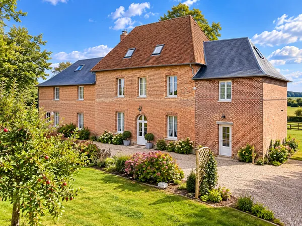 Maison PROCHE La Feuillie 10 pièce(s) 300 m2