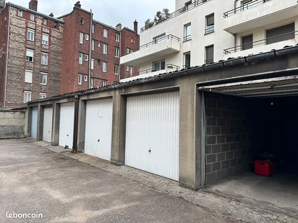 Parking/box ROUEN