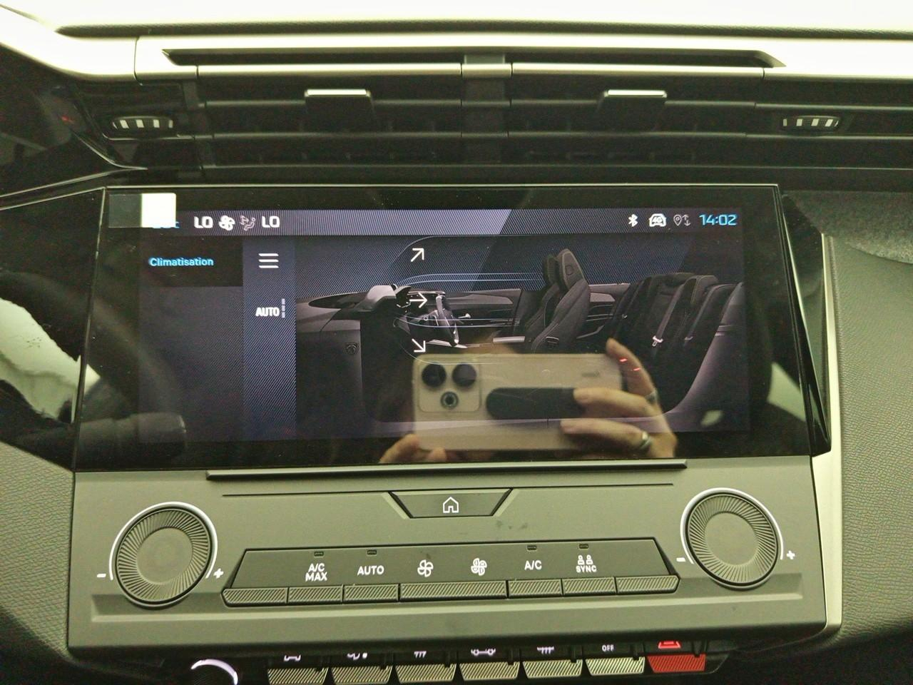 Peugeot 308 hybrid 145 e-dcs6 allure — photo 30