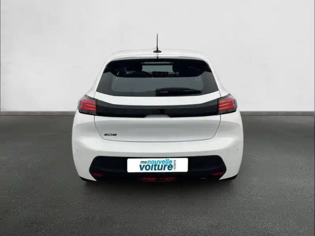 Peugeot 208 puretech 100 s&amp;s bvm6 — photo 32