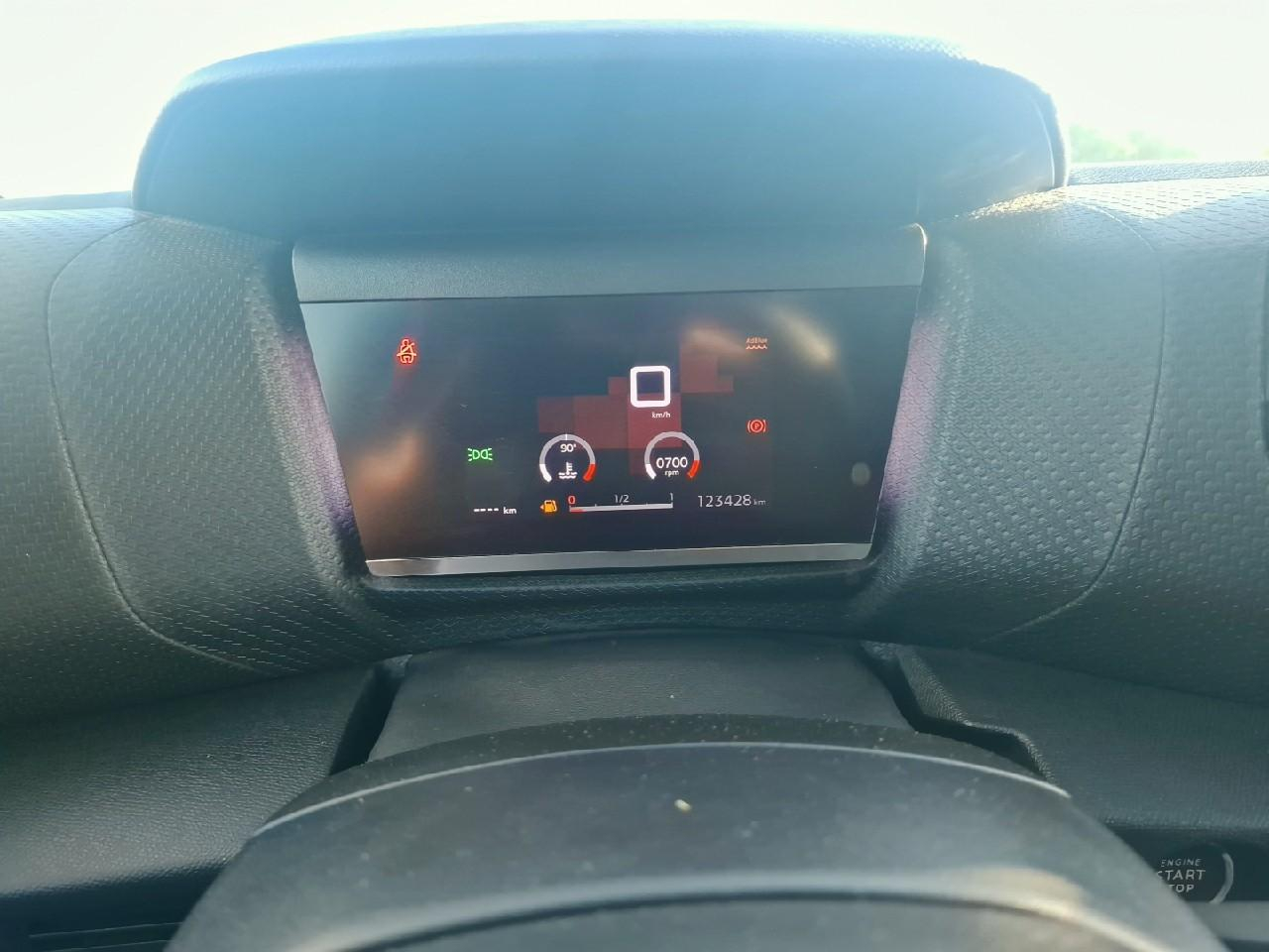 Citroën C4 bluehdi 110ch s&s shine — photo 13