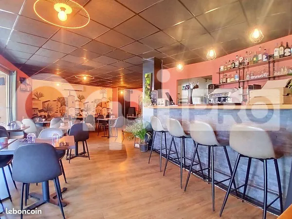 Fonds de commerce restaurant, pizzeria 130 m²