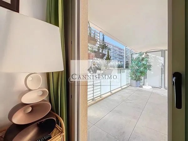 APPARTEMENT 3P TERRASSE GARAGE JUAN LES PINS PROCHES PLAGES